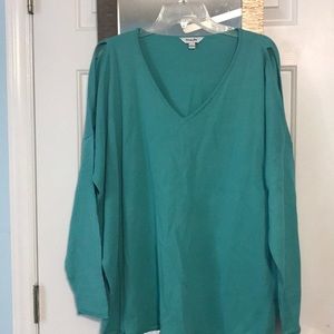 Woman’s cold cold shoulder sweater